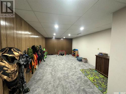 429 3Rd Avenue W, Assiniboia, SK - Indoor Photo Showing Basement