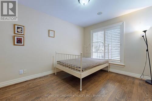 217 Crestwood Road, Vaughan, ON - Indoor Photo Showing Bedroom