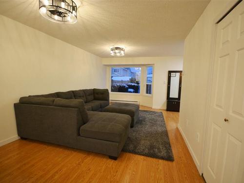 103-310 Rigsby Street, Penticton, BC - Indoor Photo Showing Other Room