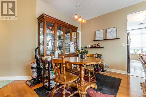 #509 -80 Absolute Ave, Mississauga, ON - Indoor Photo Showing Dining Room