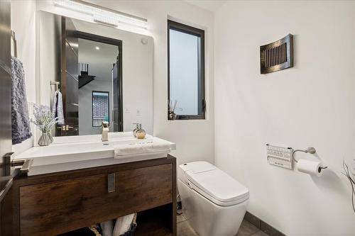 137 New Lakeshore Road, Port Dover, ON - Indoor Photo Showing Bathroom