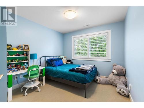 5162 Chute Lake Crescent, Kelowna, BC - Indoor Photo Showing Bedroom