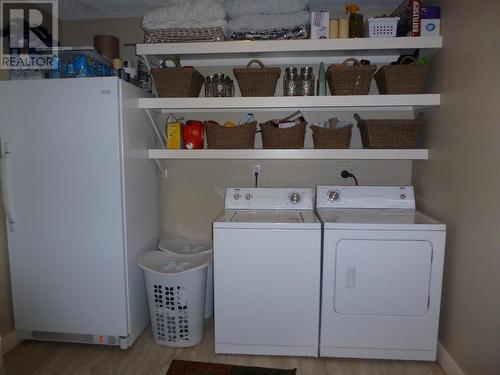 3912 E 53 Avenue, Fort Nelson, BC - Indoor Photo Showing Laundry Room