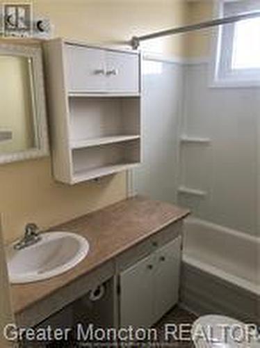 32-34 Century Dr, Moncton, NB - Indoor Photo Showing Bathroom