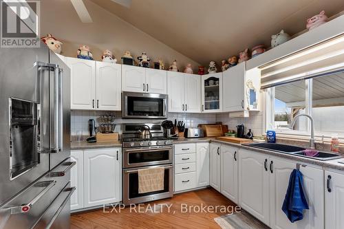 4402 Baseline Road, Georgina, ON - Indoor Photo Showing Kitchen With Double Sink