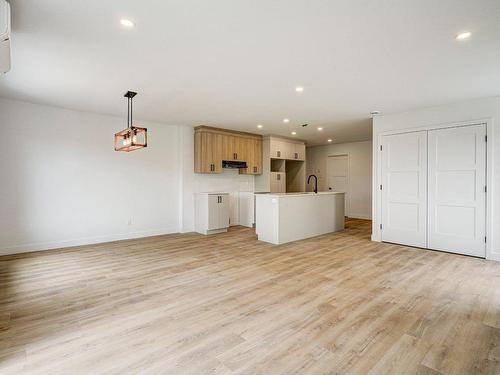 Overall view - 101-80 Rue Janine-Sutto, Cowansville, QC - Indoor Photo Showing Kitchen