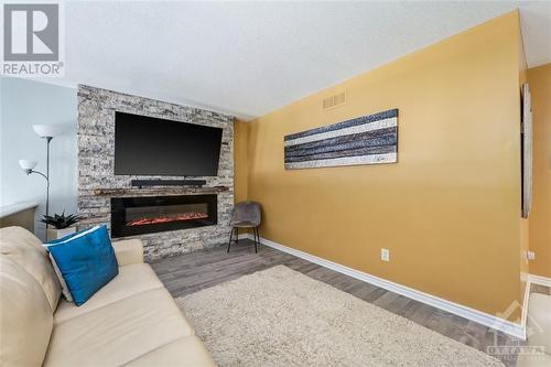 312 Royal Fern Way, Ottawa, ON - Indoor With Fireplace