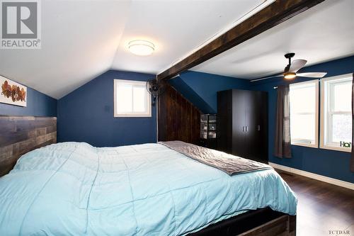 230 Nipissing Ave, Temiskaming Shores, ON - Indoor Photo Showing Bedroom
