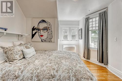 2285 Lakeshore Rd, Burlington, ON - Indoor Photo Showing Bedroom