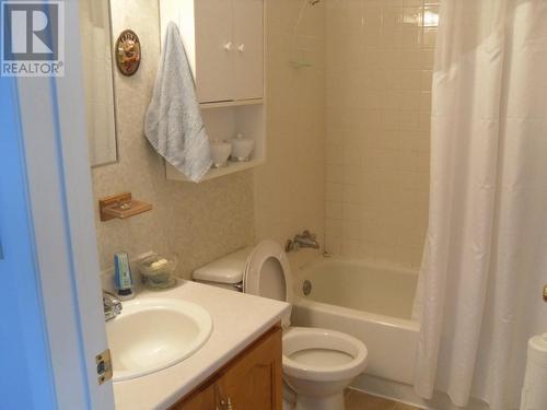 331 Grand Bay Road W, Port Aux Basques, NL - Indoor Photo Showing Bathroom