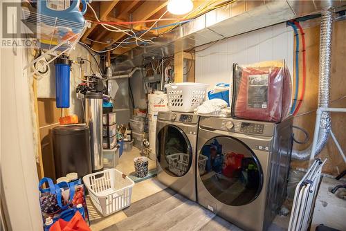 1624 Norma Street, Sudbury, ON - Indoor Photo Showing Laundry Room