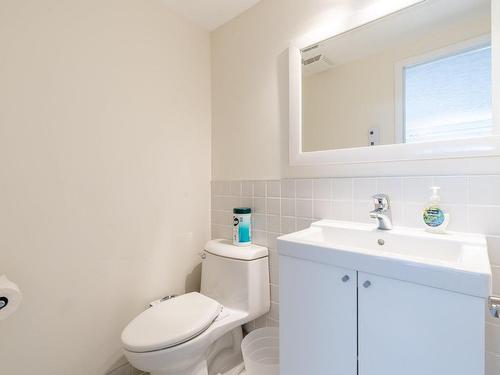 Powder room - 8905  - 8907 2E Avenue, Montréal (Villeray/Saint-Michel/Parc-Extension), QC - Indoor Photo Showing Bathroom