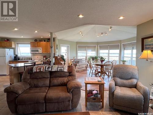 Kimber Acreage, Carmichael Rm No. 109, SK - Indoor Photo Showing Living Room