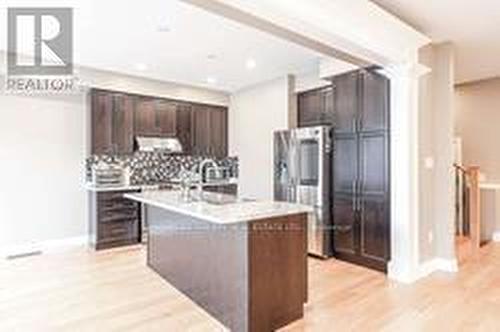 165 East Shore Dr, Clarington, ON - Indoor Photo Showing Kitchen With Upgraded Kitchen