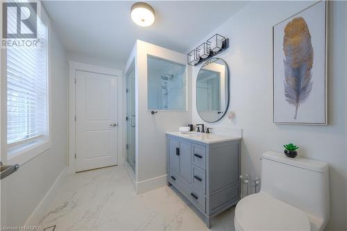 618 Bruce Rd 23 Road, Kincardine, ON - Indoor Photo Showing Bathroom