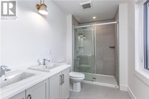 44 Renoir St, Moncton, NB - Indoor Photo Showing Bathroom