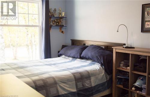 109 Shepard Lake Road, Georgian Bluffs, ON - Indoor Photo Showing Bedroom
