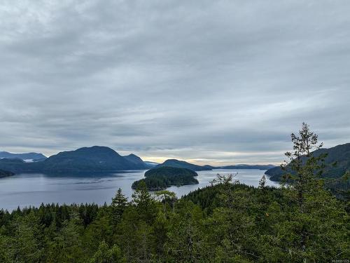 18 Rendezvous Island, See Remarks, BC 