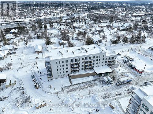 #303 -19B West St N, Kawartha Lakes, ON - Outdoor With View