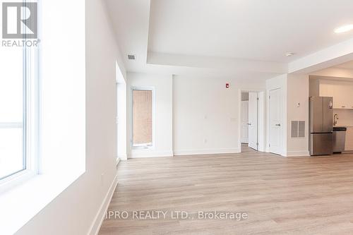 #303 -19B West St N, Kawartha Lakes, ON - Indoor Photo Showing Other Room