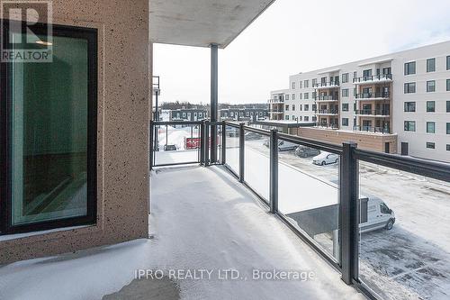 #303 -19B West St N, Kawartha Lakes, ON - Outdoor With Balcony With Exterior