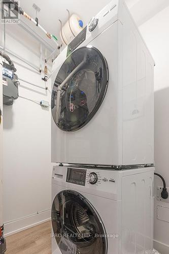 #303 -19B West St N, Kawartha Lakes, ON - Indoor Photo Showing Laundry Room