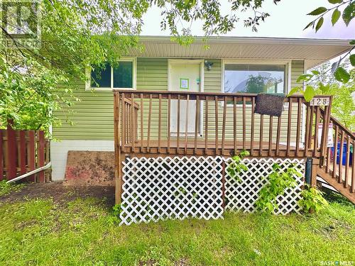 128 S Avenue S, Saskatoon, SK - Outdoor