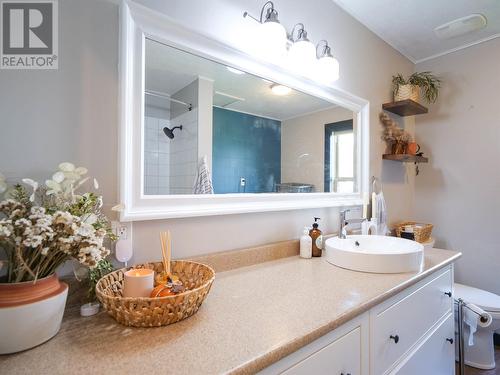 2673 Gavlin Road, Quesnel, BC - Indoor Photo Showing Bathroom