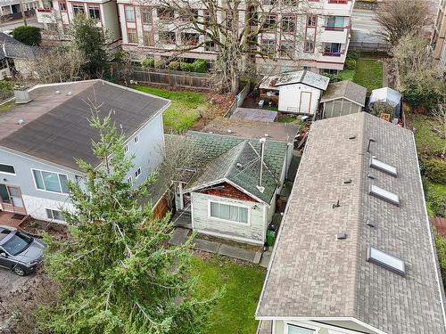 2528 Fifth St, Victoria, BC - Outdoor
