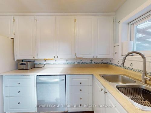 24 Pine St, Belleville, ON - Indoor Photo Showing Kitchen With Double Sink