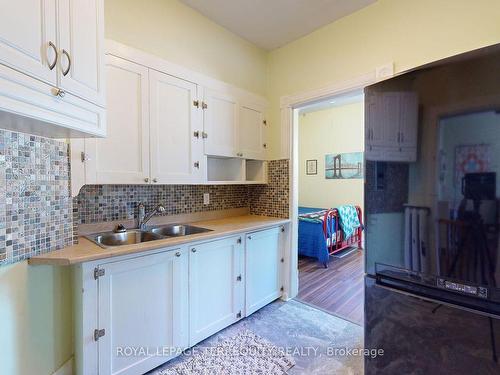 24 Pine St, Belleville, ON - Indoor Photo Showing Kitchen With Double Sink
