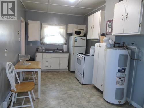 21 Fourth Street, Bell Island, NL - Indoor Photo Showing Kitchen