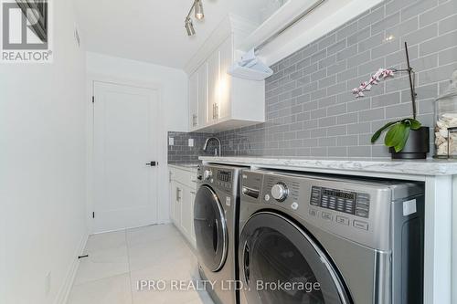 19 Patrick Drive, Erin, ON - Indoor Photo Showing Laundry Room