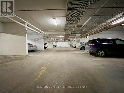 #607 -172 Eighth St, Collingwood, ON - Indoor Photo Showing Garage