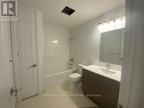 #321 -1 Hume St, Collingwood, ON - Indoor Photo Showing Bathroom