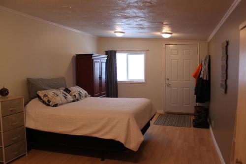 311 7Th Avenue, Nakusp, BC - Indoor Photo Showing Bedroom