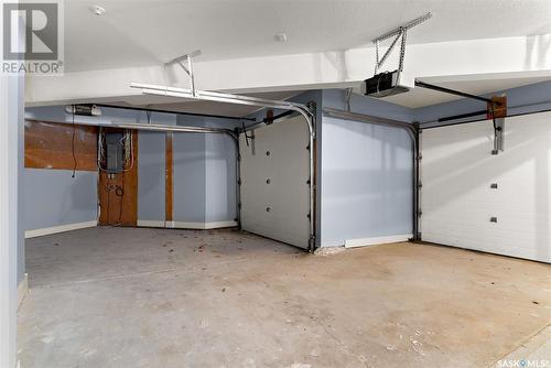 27 Federal Drive, White City, SK - Indoor Photo Showing Garage
