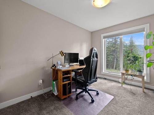 6560 Fawnhill Road, Kamloops, BC - Indoor Photo Showing Other Room