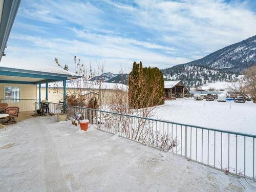 5976 Vla Rd, Chase, BC - Outdoor