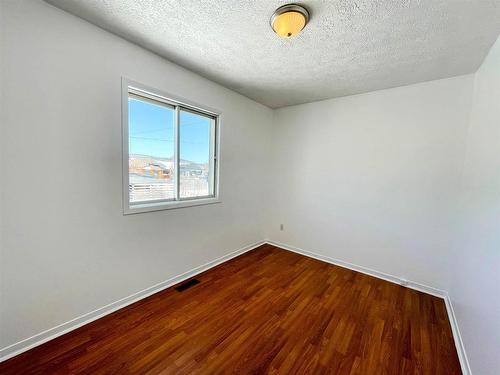 31 Brooks Street, Manitouwadge, ON - Indoor Photo Showing Other Room