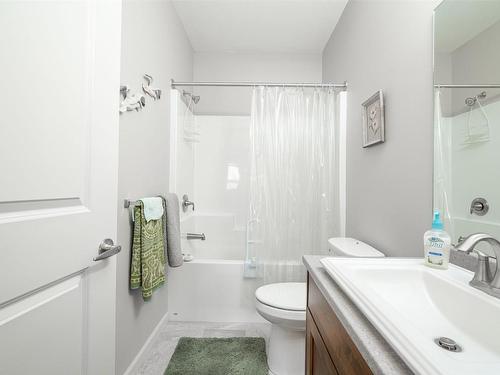 408-3010 35 Street, Vernon, BC - Indoor Photo Showing Bathroom