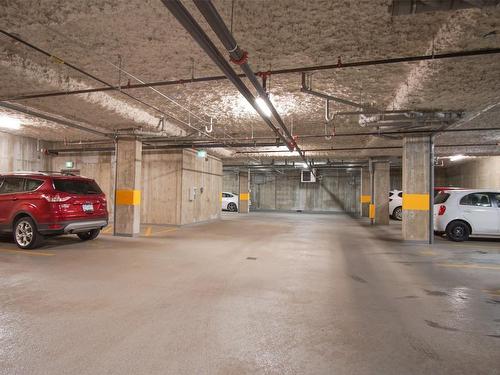 408-3010 35 Street, Vernon, BC - Indoor Photo Showing Garage