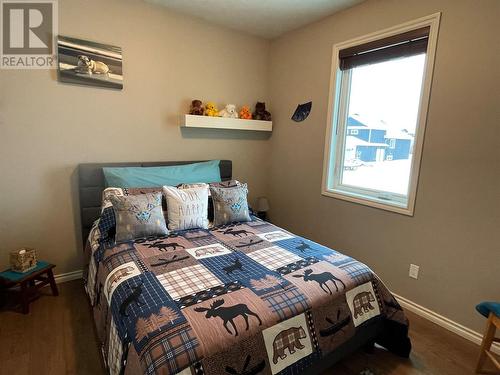 921 89 Avenue, Dawson Creek, BC - Indoor Photo Showing Bedroom