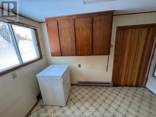 2062 Route 895, Elgin, NB - Indoor Photo Showing Laundry Room