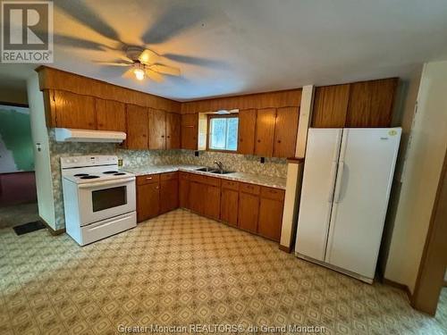2062 Route 895, Elgin, NB - Indoor Photo Showing Kitchen With Double Sink