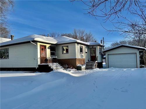 265 Lacrosse Street, Virden, MB - Outdoor With Facade