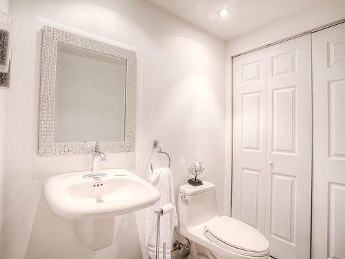 Bathroom - 7388  - 7392 Boul. Notre-Dame, Laval (Sainte-Dorothée), QC - Indoor Photo Showing Bathroom