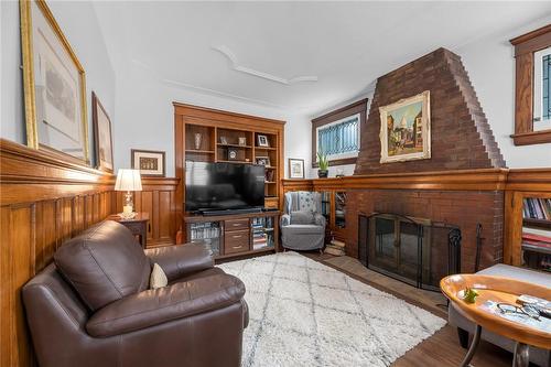 27 Mountain Street, Grimsby, ON - Indoor Photo Showing Living Room With Fireplace