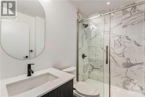 560 Rideau Street Unit#1409, Ottawa, ON - Indoor Photo Showing Bathroom