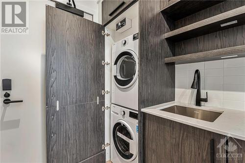 560 Rideau Street Unit#1409, Ottawa, ON - Indoor Photo Showing Laundry Room